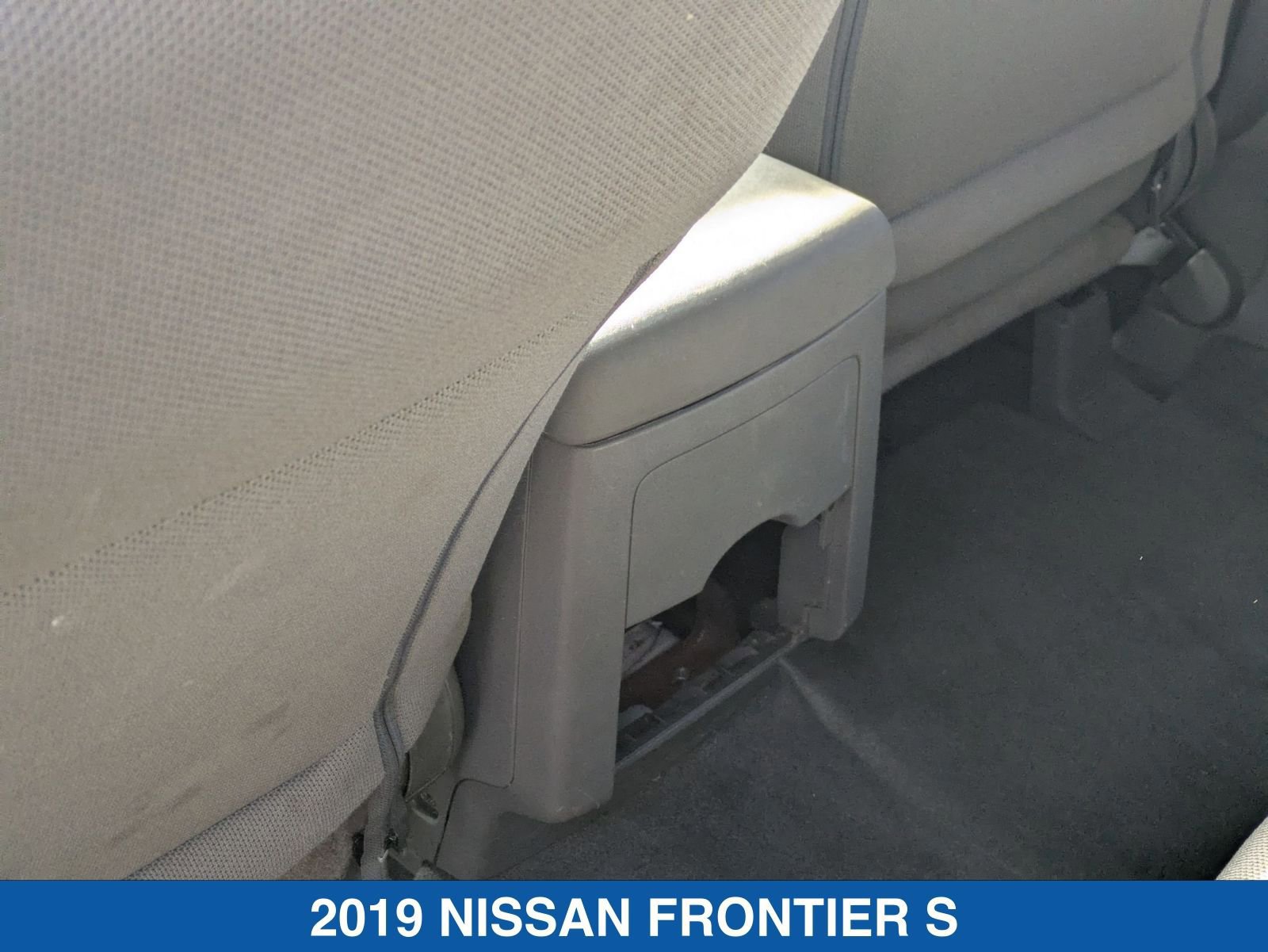 Used 2019 Nissan Frontier S image 30