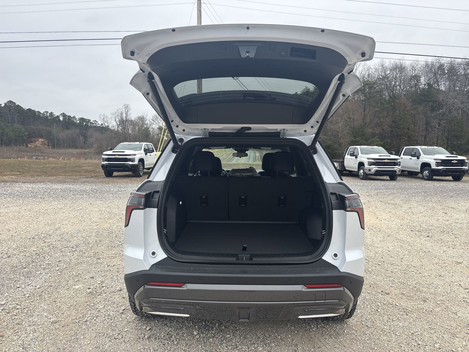 New 2026 Chevrolet Equinox ACTIV w/ Convenience Package III image 26