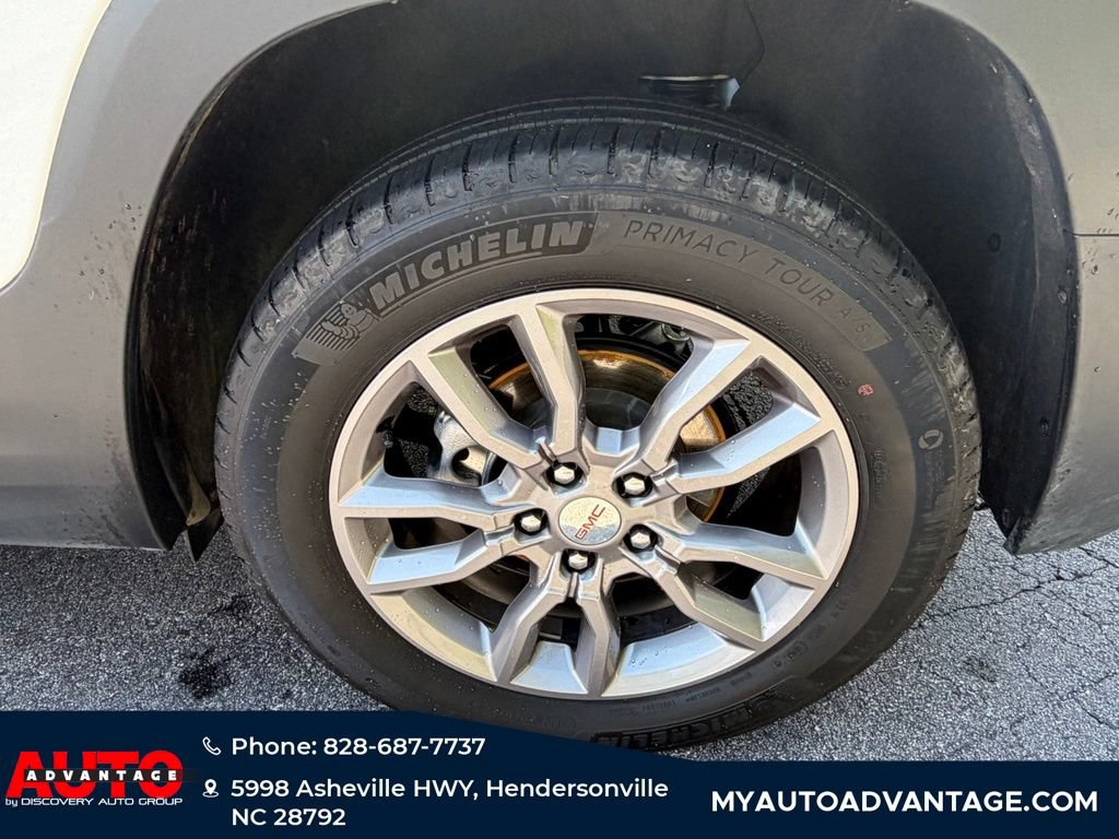 Used 2024 GMC Terrain SLT AWD/4WD image 30