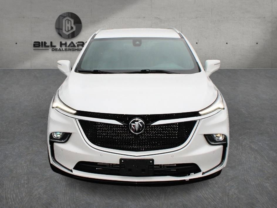 Used 2023 Buick Enclave Essence w/ Sport Touring Edition image 2