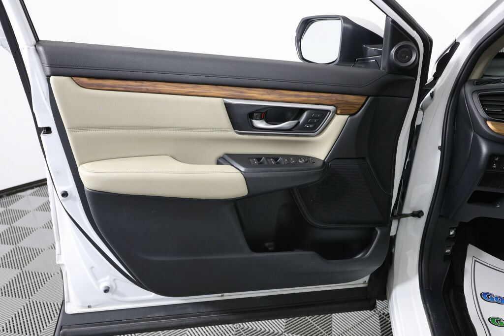Used 2022 Honda CR-V Touring image 12