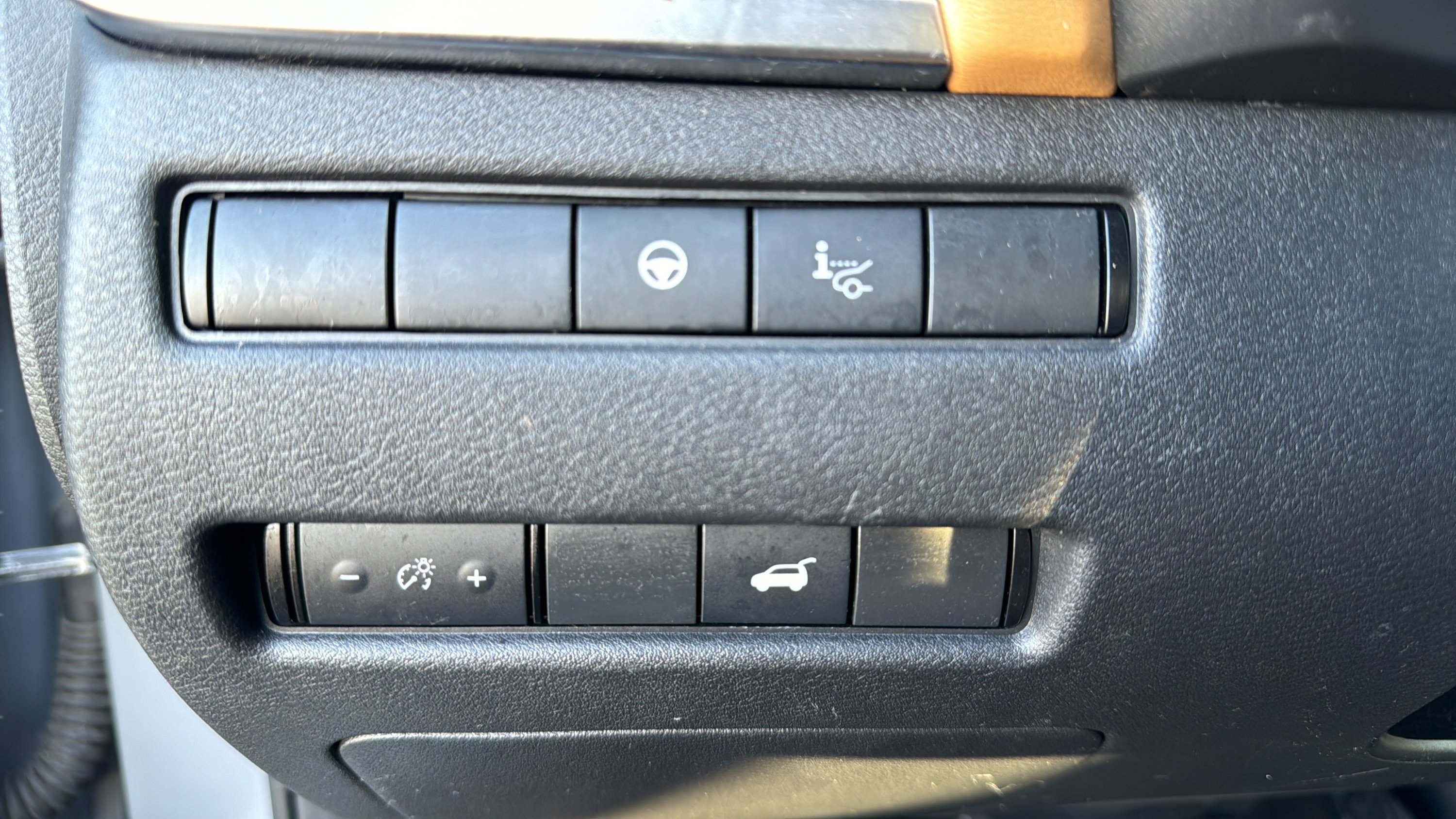 Used 2021 Nissan Rogue Platinum image 22