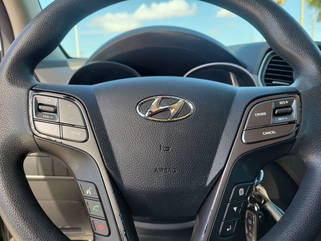 Used 2017 Hyundai Santa Fe Sport FWD image 14