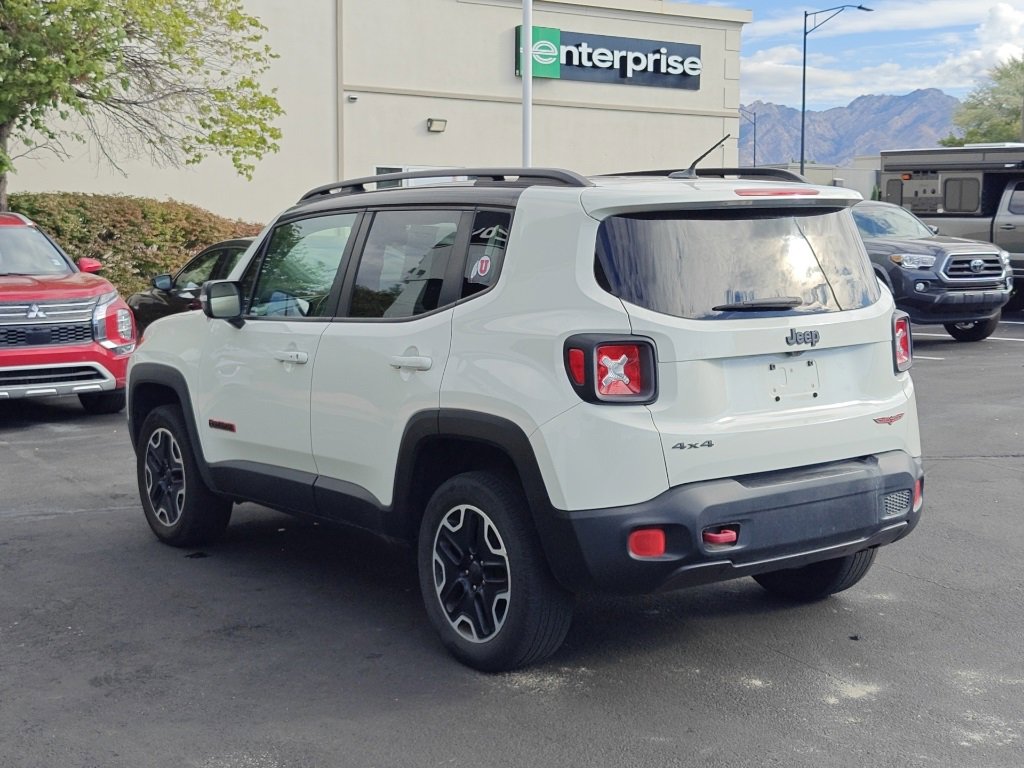 Used 2016 Jeep Renegade Trailhawk image 5