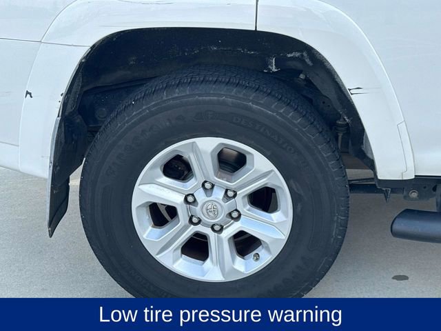 Used 2016 Toyota 4Runner SR5 Premium image 3