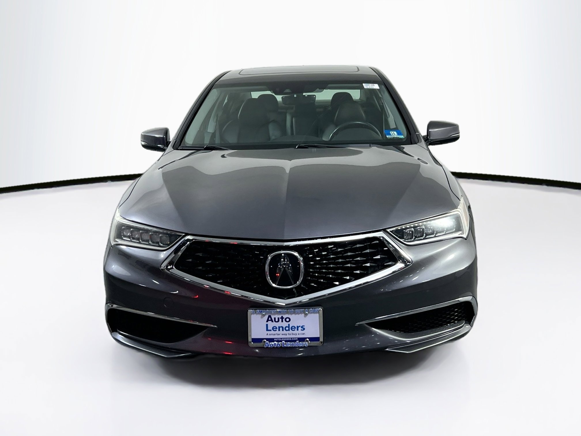 Used 2018 Acura TLX V6 SH-AWD image 2