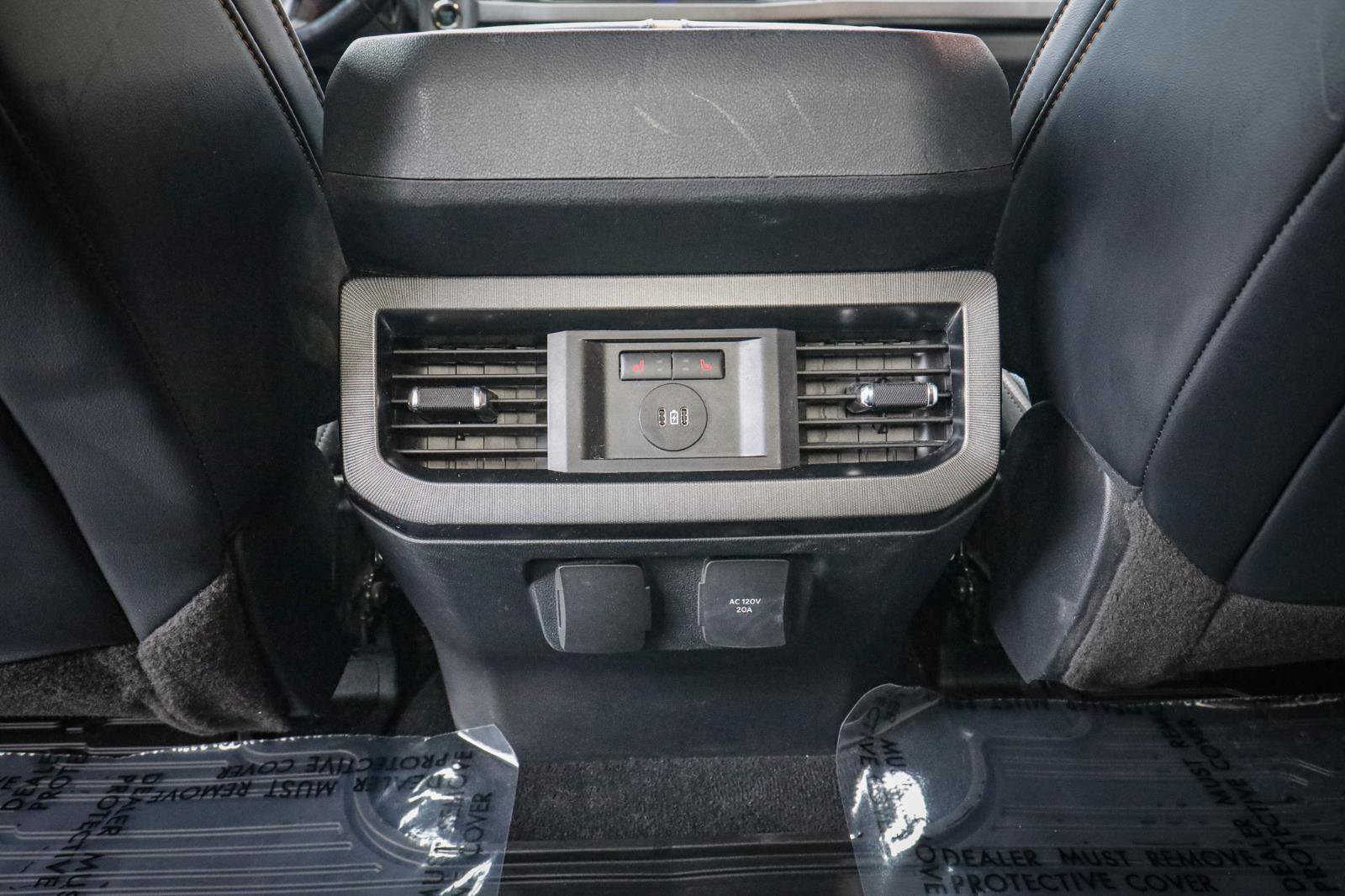 Used 2023 Ford F350 Platinum w/ Tremor Off-Road Package image 33