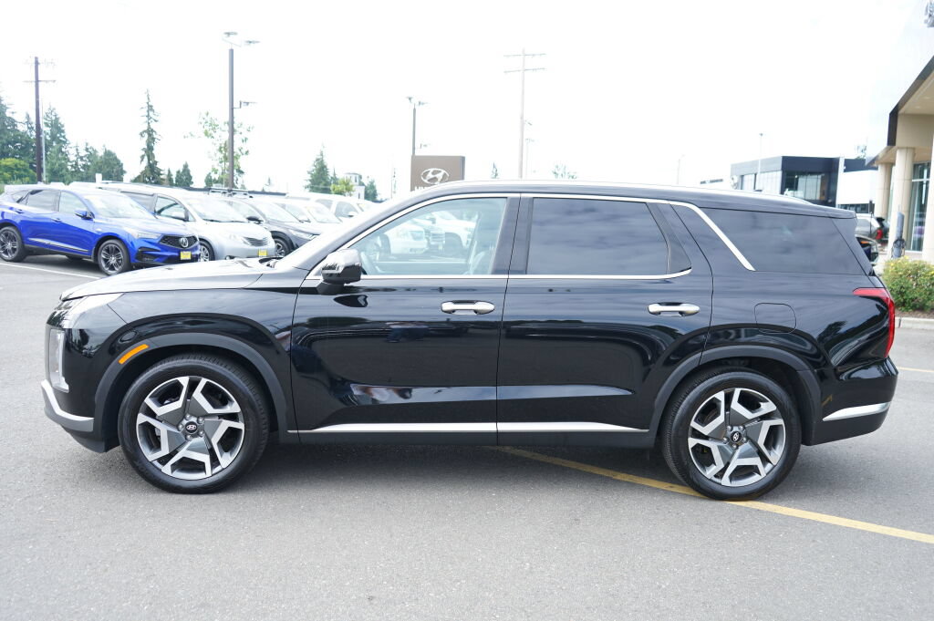 Used 2023 Hyundai Palisade Limited w/ Cargo Package AWD/4WD image 8