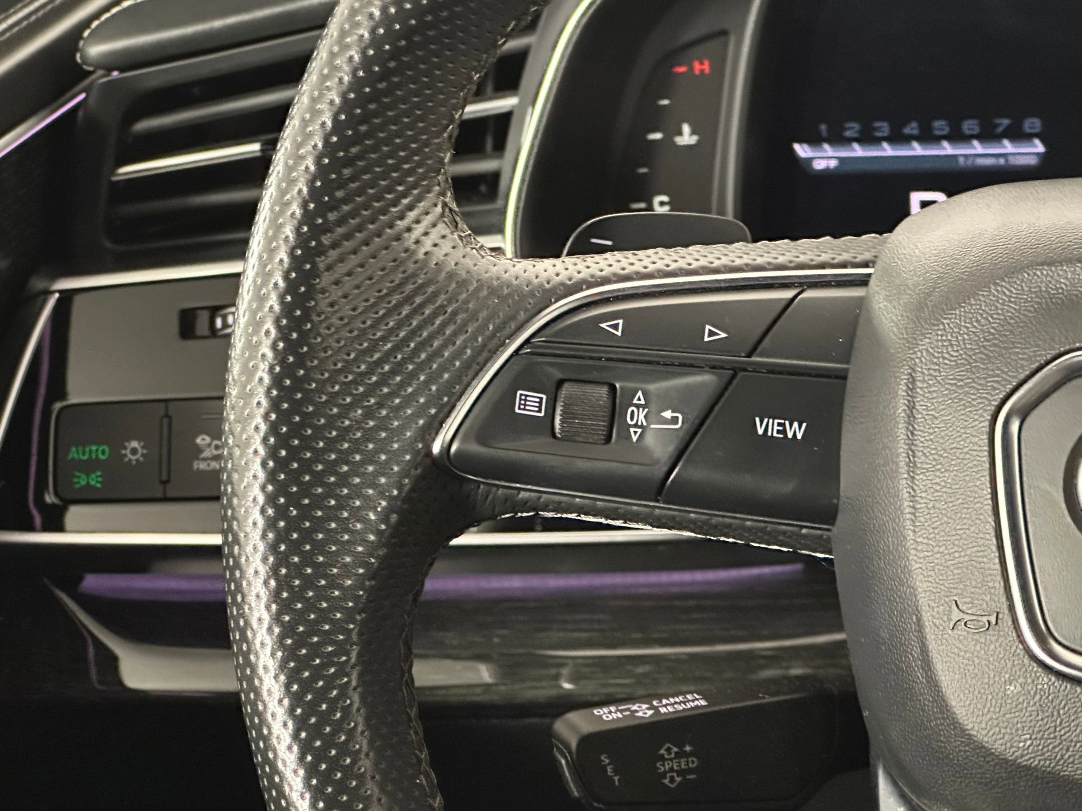 Used 2021 Audi SQ8 Premium Plus w/ Luxury Package image 15