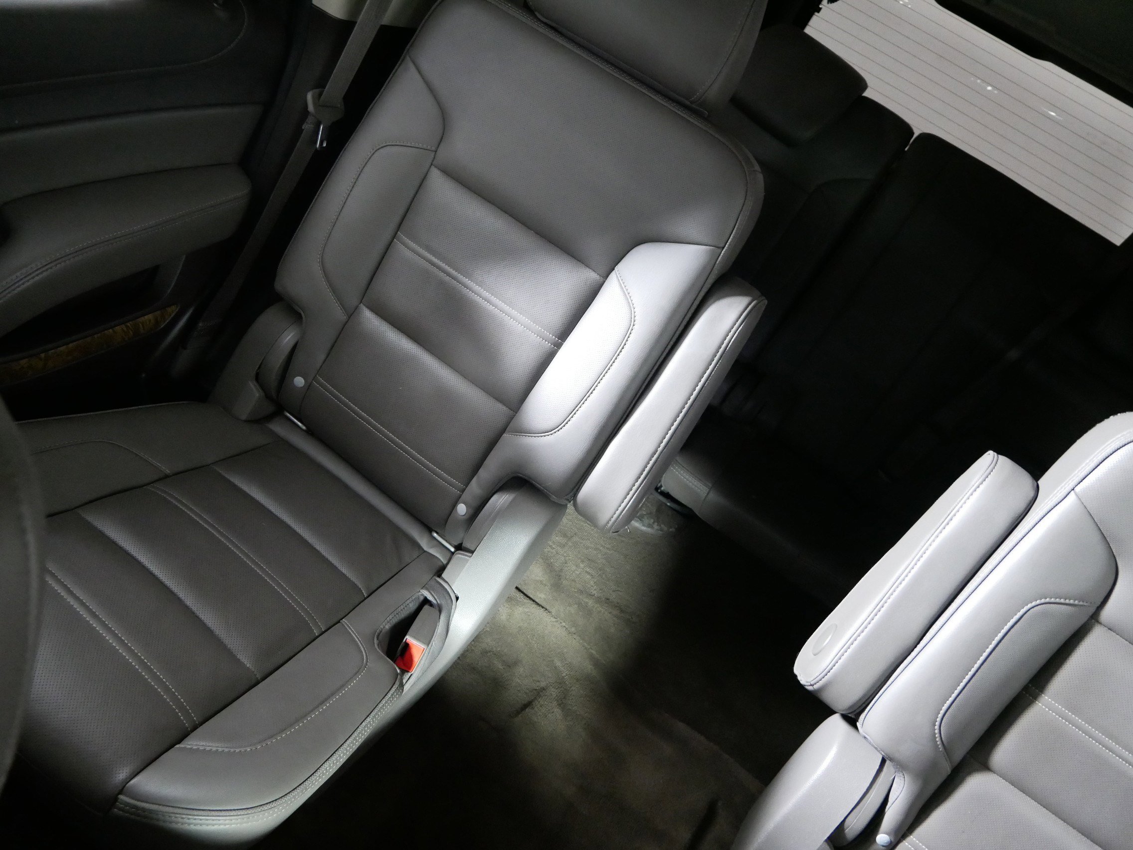 Used 2015 GMC Yukon Denali w/ Open Road Package image 12