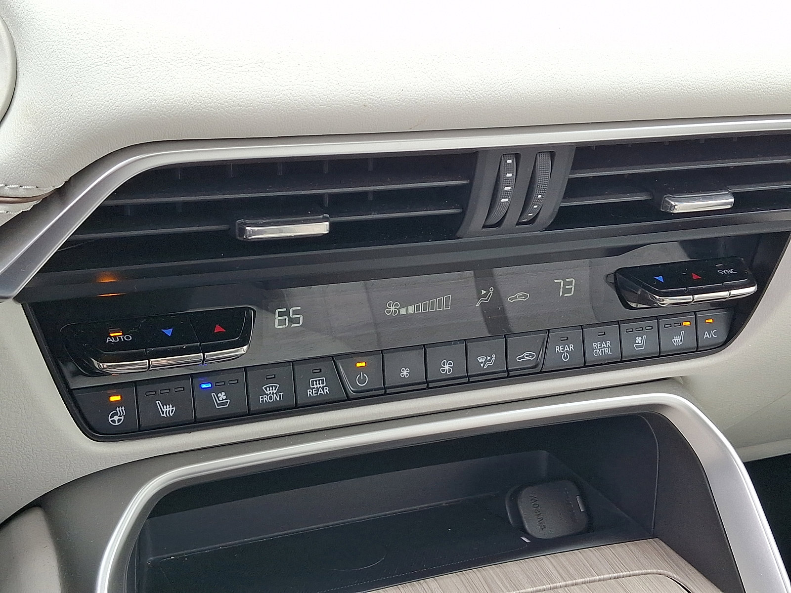 Certified 2024 MAZDA CX-90 Plug-In Hybrid w/ Premium Plus AWD/4WD image 19