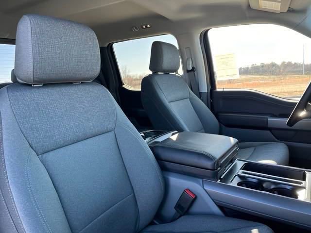 New 2024 Ford F150 XLT w/ Equipment Group 302A MID image 40
