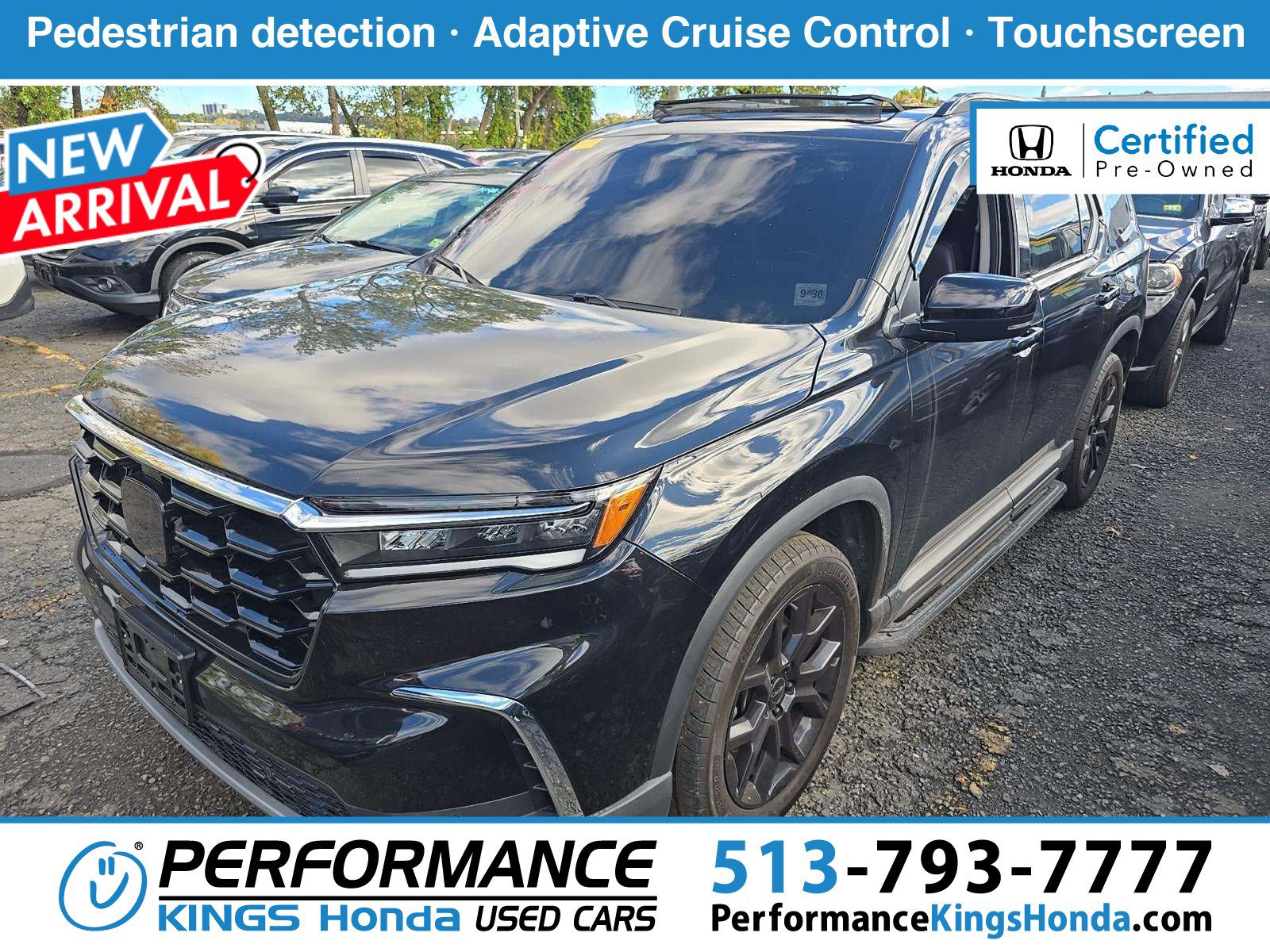 Used 2025 Honda Pilot Touring image 1