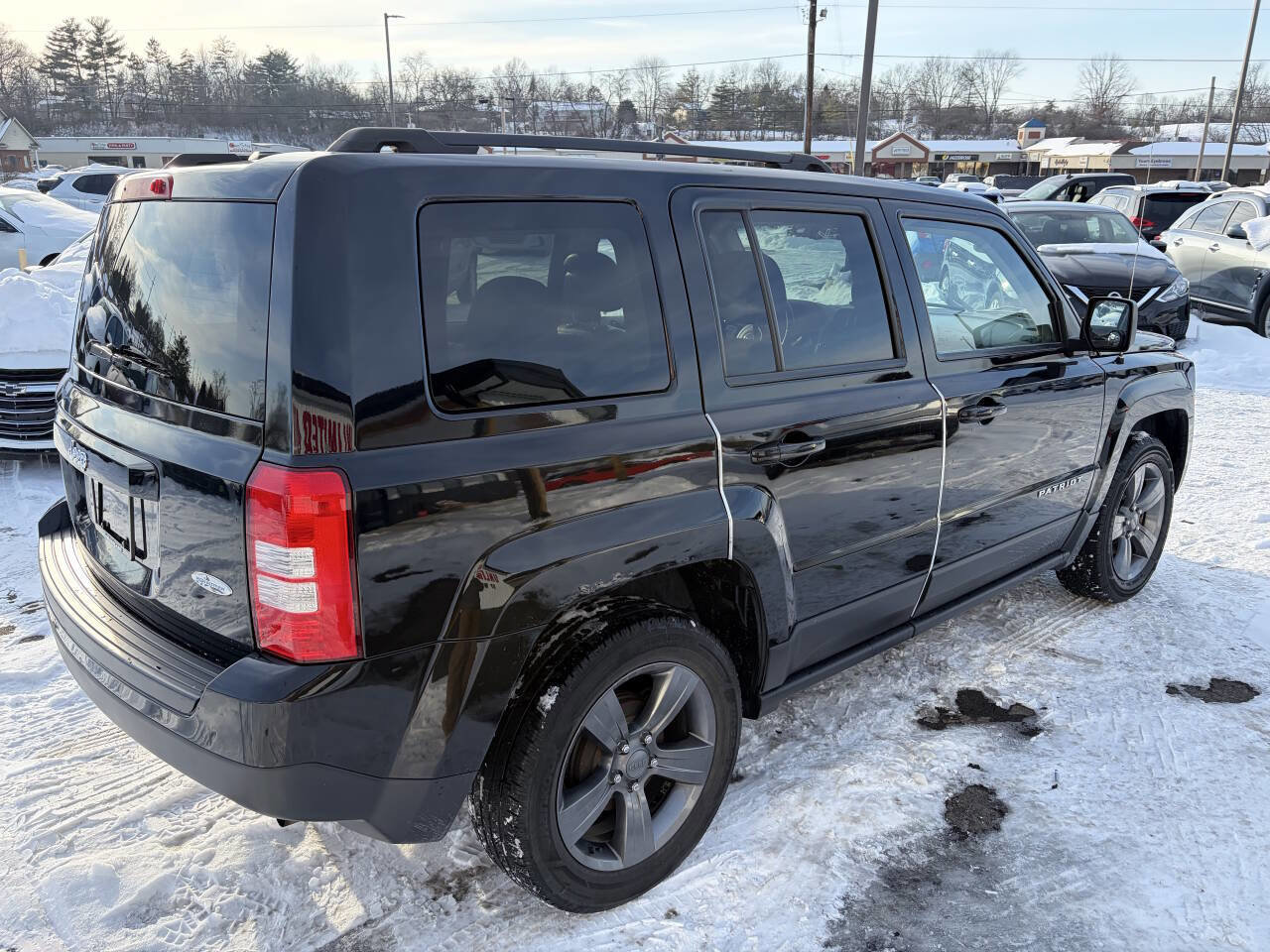 Used 2015 Jeep Patriot High Altitude image 4