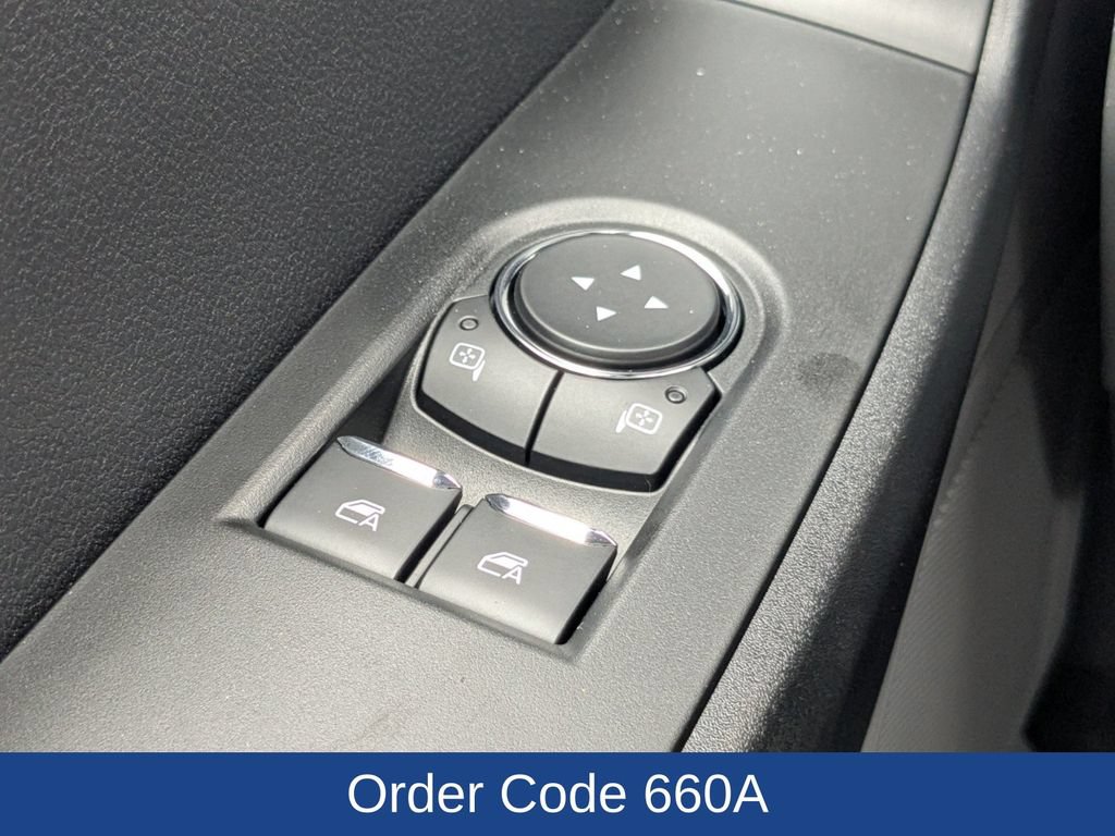 Used 2025 Ford F550 4x4 Regular Cab Super Duty image 18