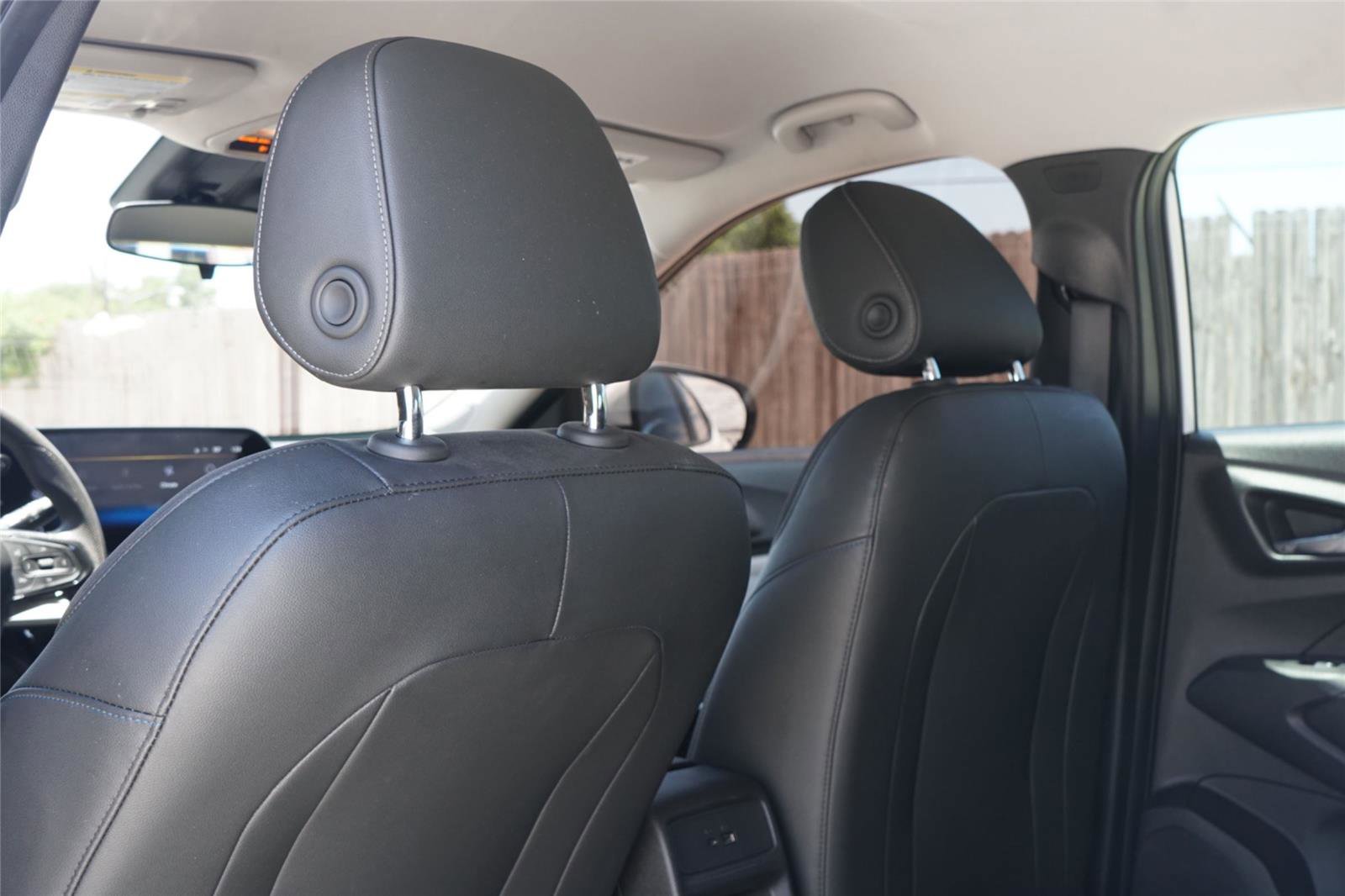 Used 2024 Chevrolet Trax LT FWD image 21