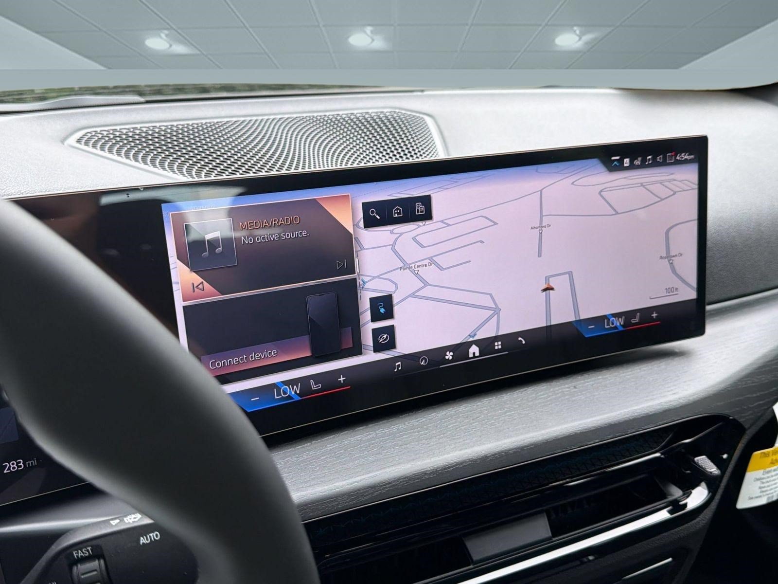 New 2026 BMW i4 eDrive40 w/ Parking Assistance Package RWD image 18