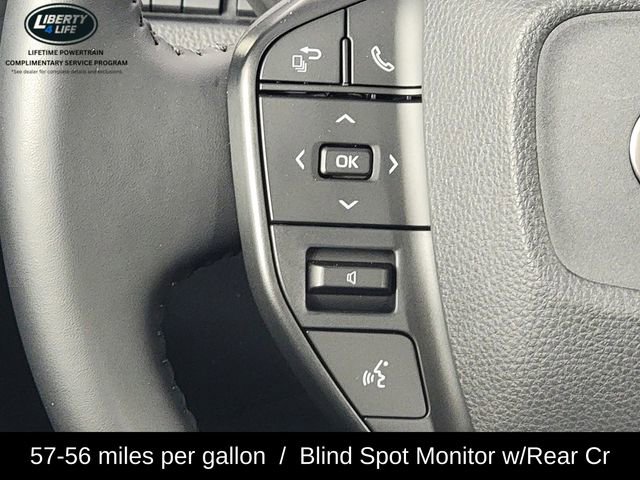 Used 2025 Toyota Prius LE image 27