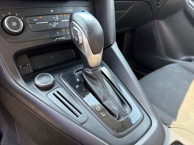 Used 2016 Ford Focus SE image 30