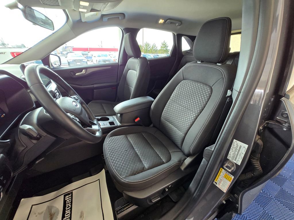 Used 2023 Ford Escape Active w/ Tech Pack #2 image 11