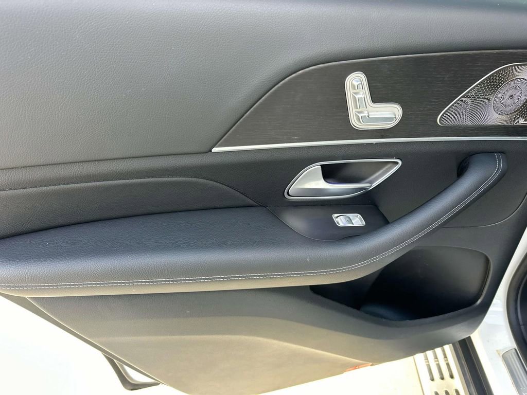 Used 2024 Mercedes-Benz GLS 450 GLS 450 image 19