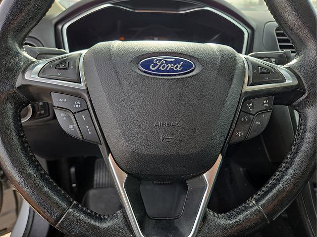 Used 2020 Ford Fusion Titanium image 31