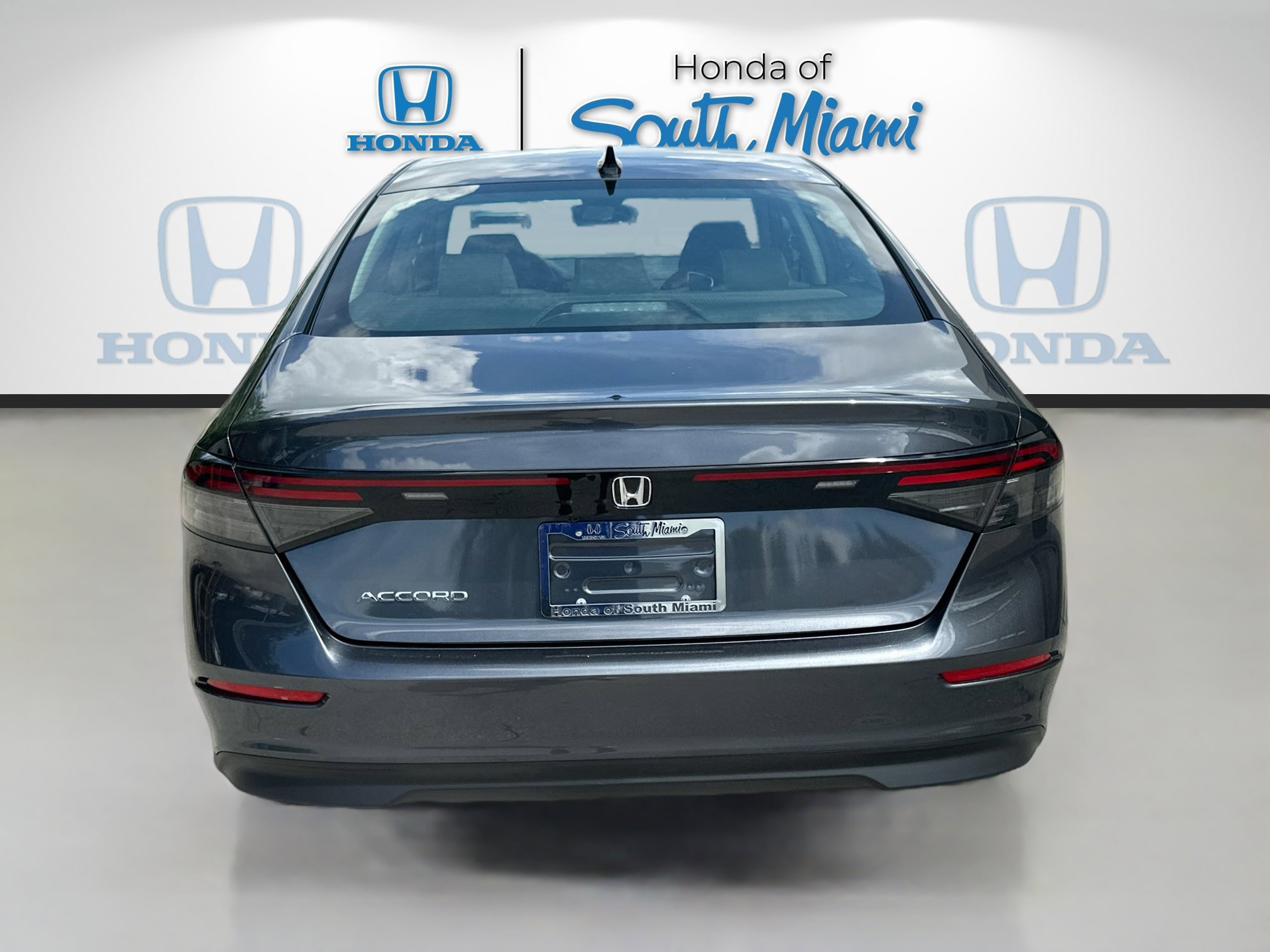 New 2025 Honda Accord SE image 5