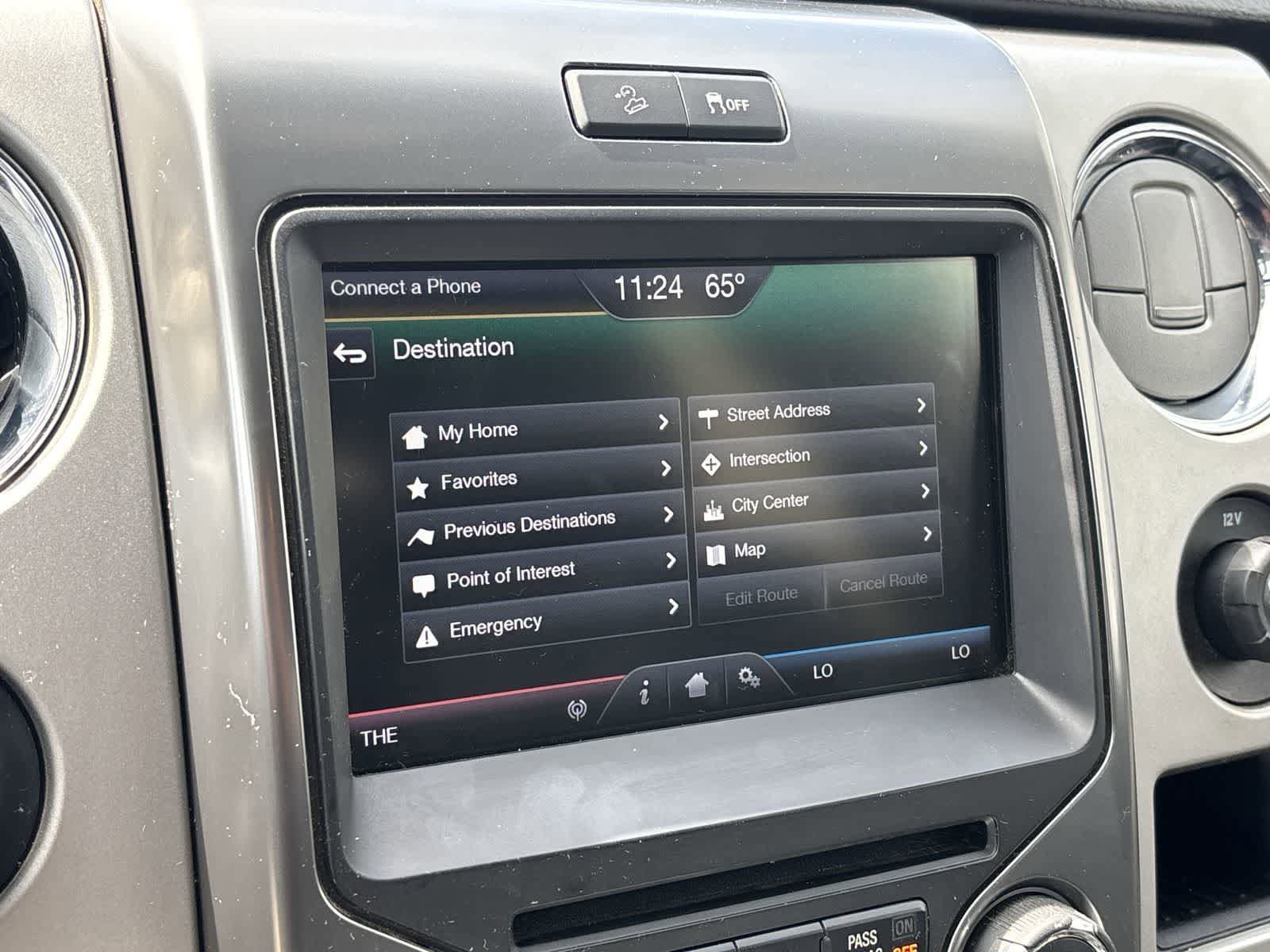 Used 2014 Ford F150 FX4 w/ Equipment Group 402A Luxury AWD/4WD image 19