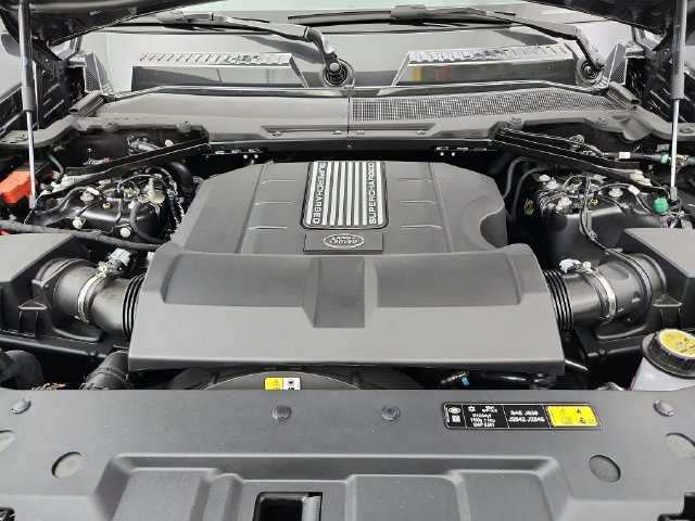 New 2026 Land Rover Defender 130 V8 AWD/4WD image 39