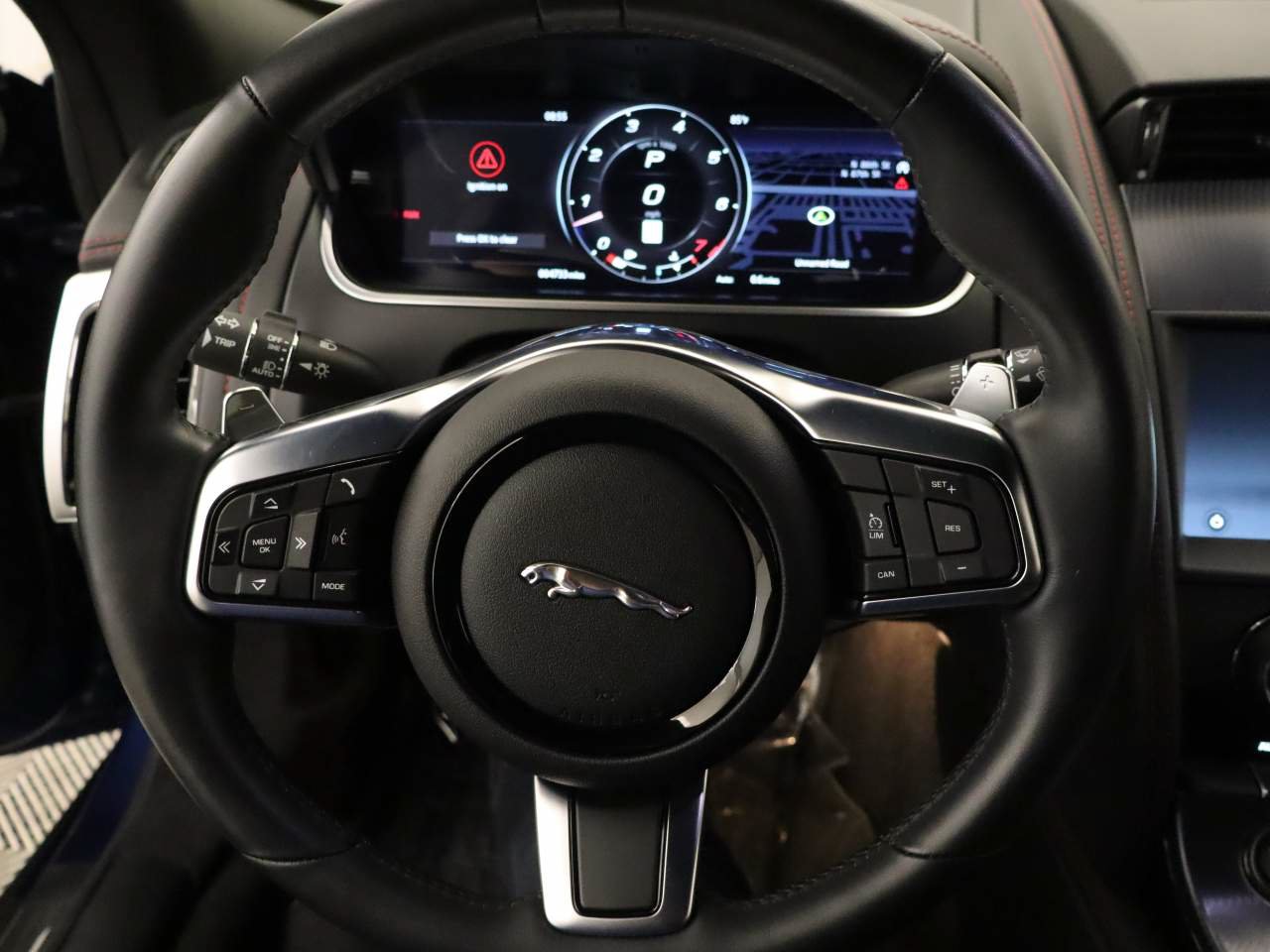 Used 2023 Jaguar F-TYPE R-Dynamic AWD/4WD image 15