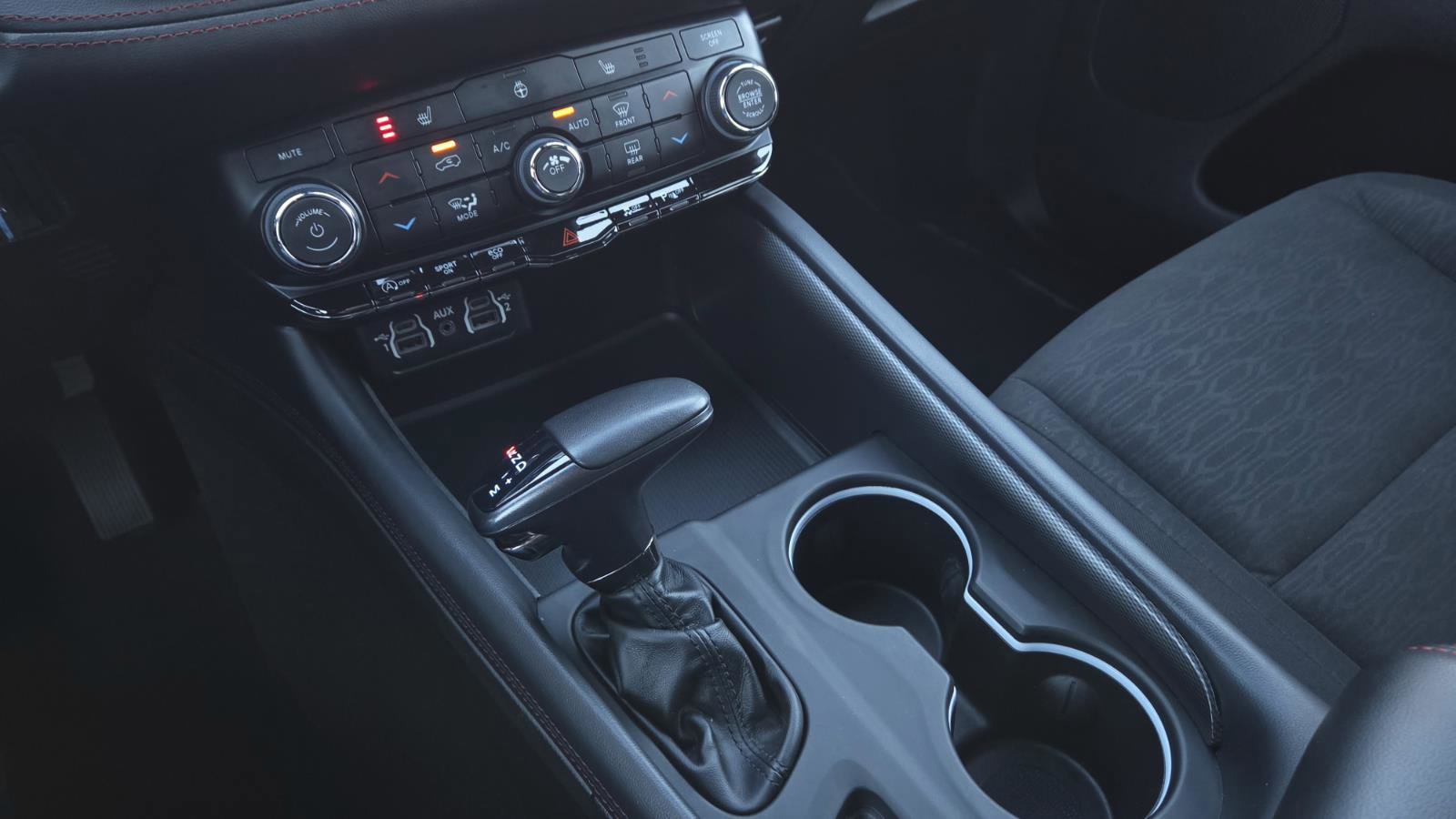 Used 2023 Dodge Durango GT image 33