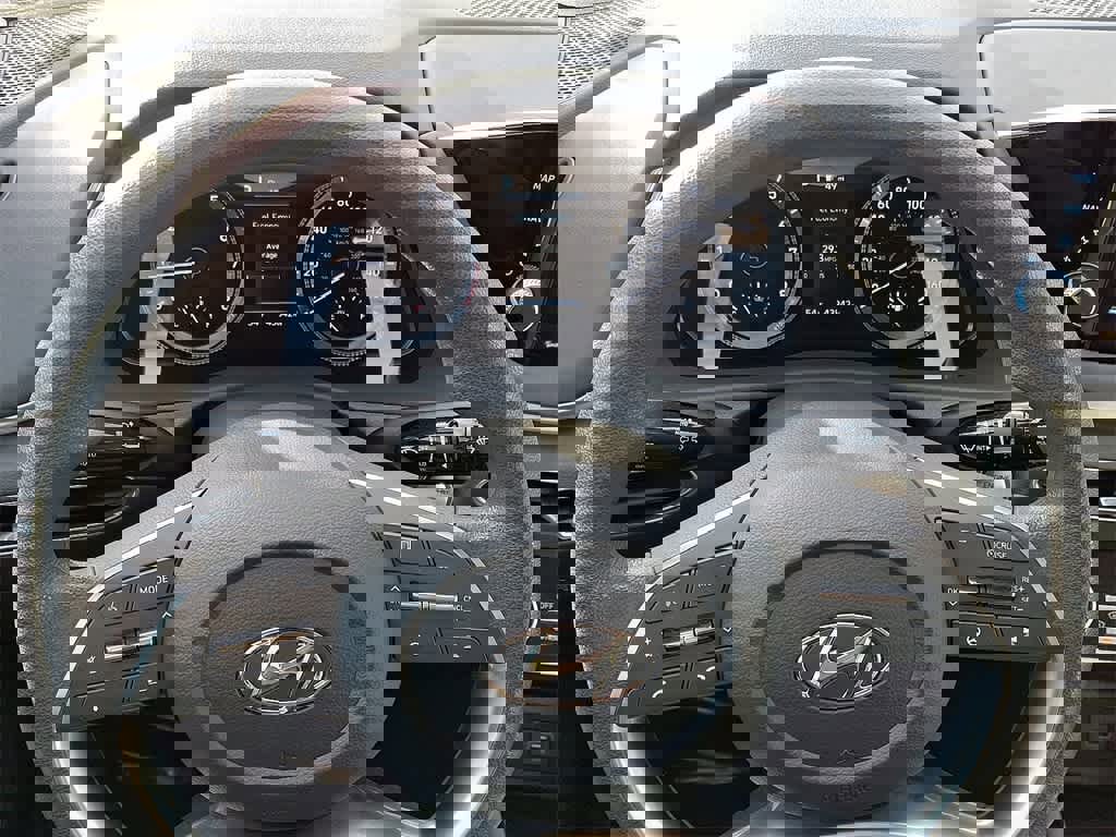 Used 2023 Hyundai Sonata SEL image 16