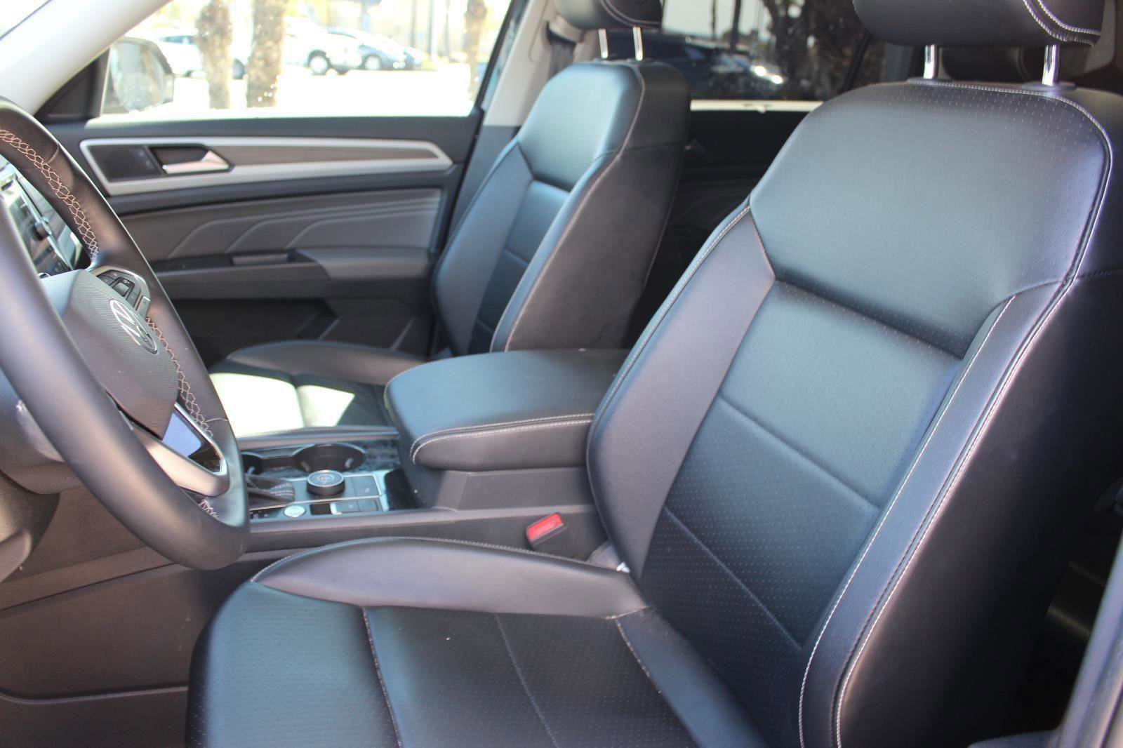 Used 2022 Volkswagen Atlas SEL AWD/4WD image 17