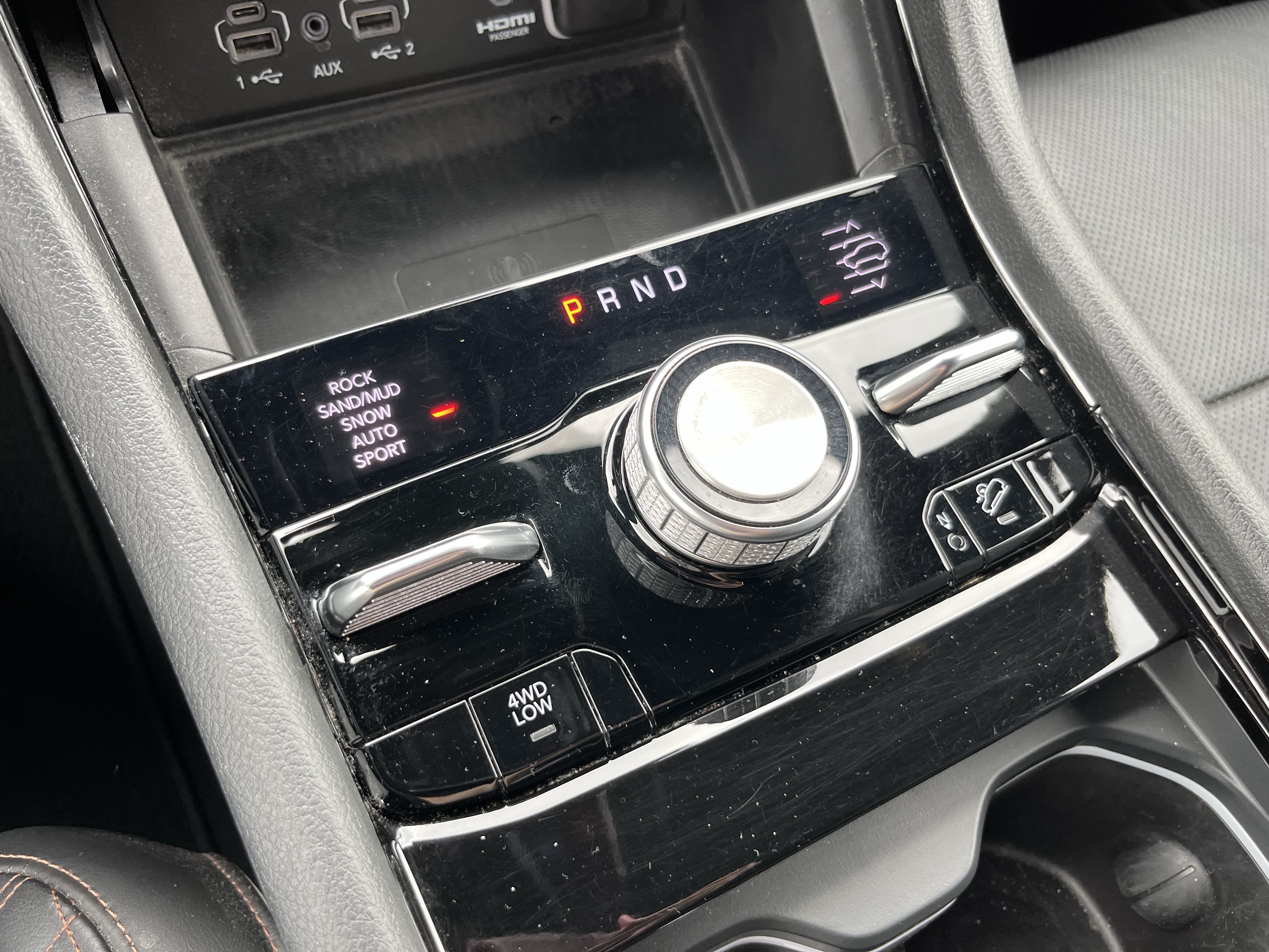 Used 2023 Jeep Grand Cherokee Summit w/ Advanced Protech Group IV AWD/4WD image 34
