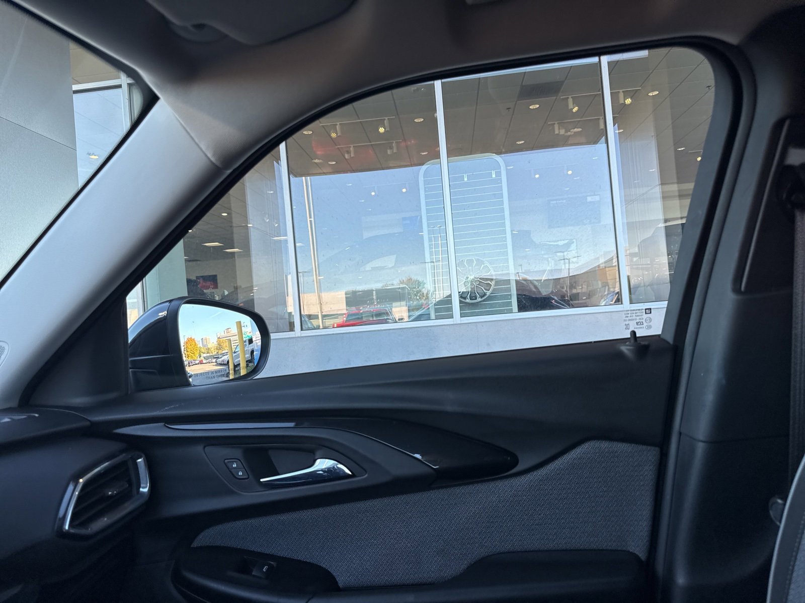 Used 2022 Chevrolet TrailBlazer LT w/ Convenience Package image 28