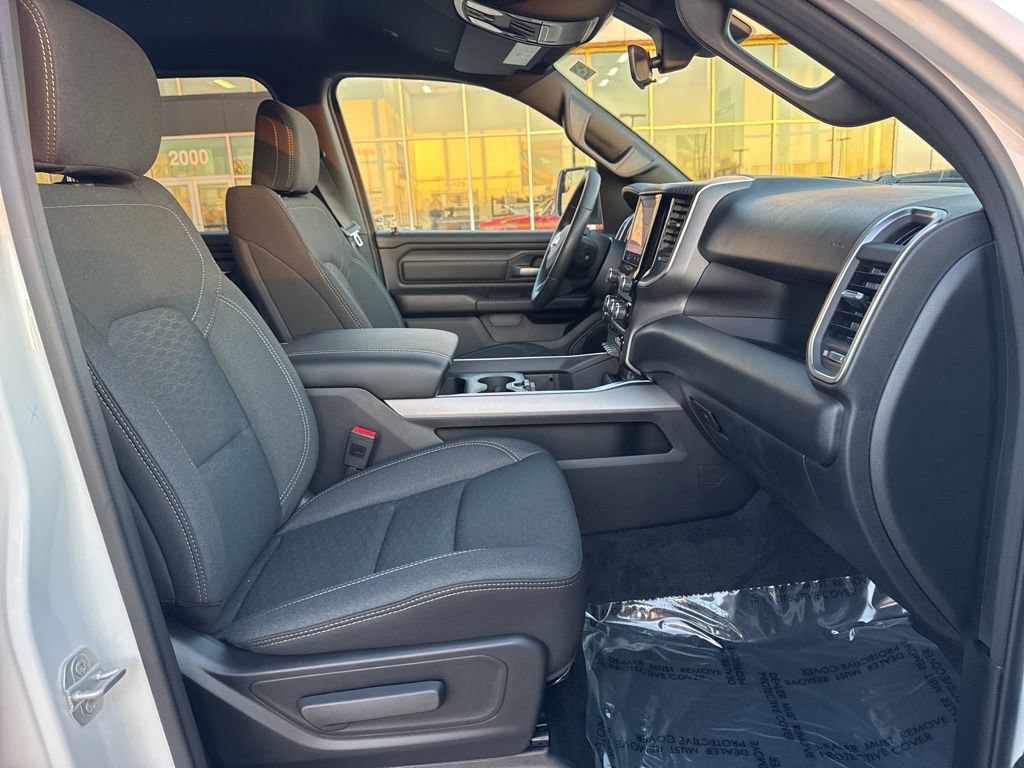 New 2026 RAM 1500 Express AWD/4WD image 27