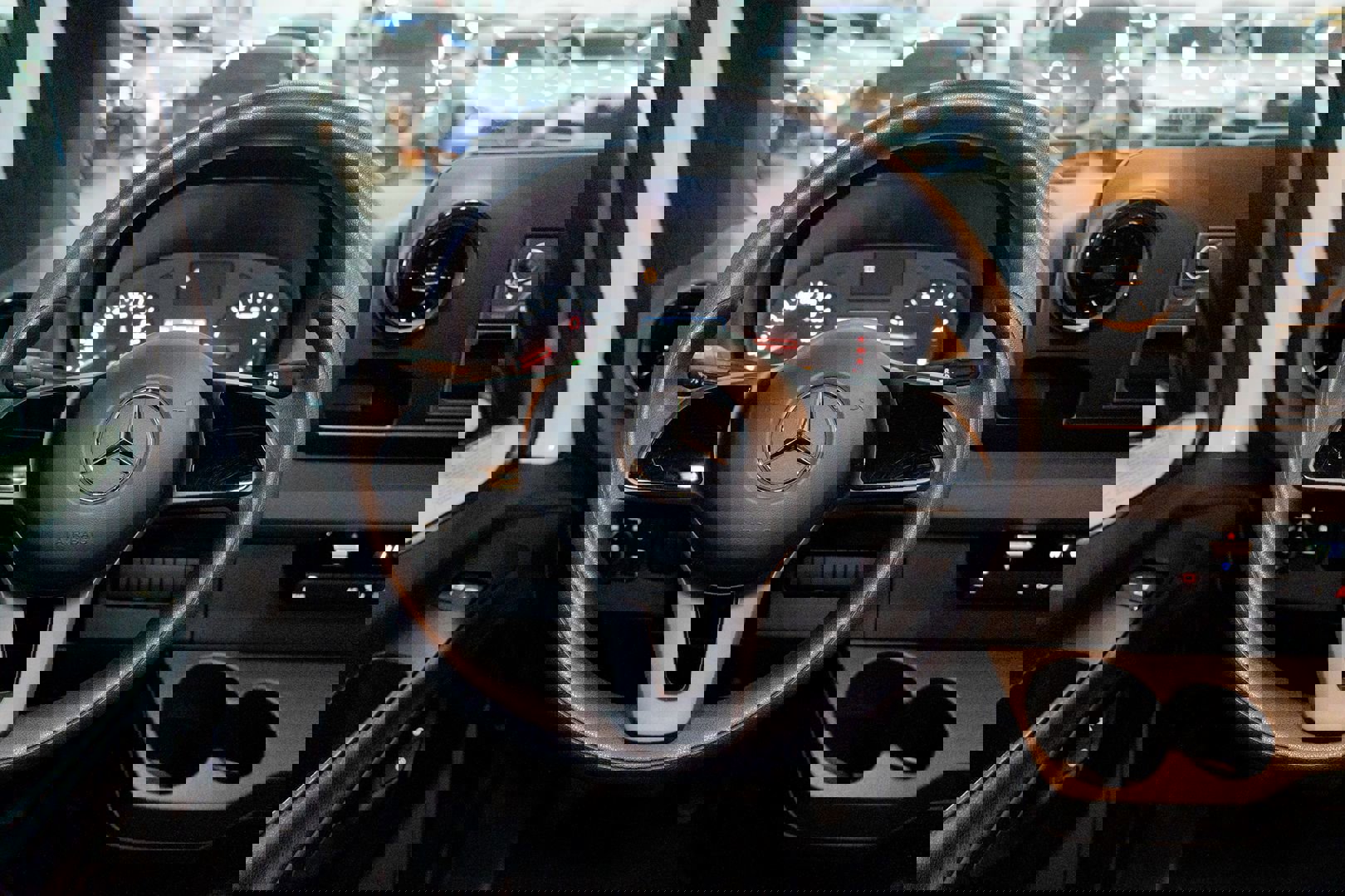 Used 2019 Mercedes-Benz Sprinter 2500 image 38