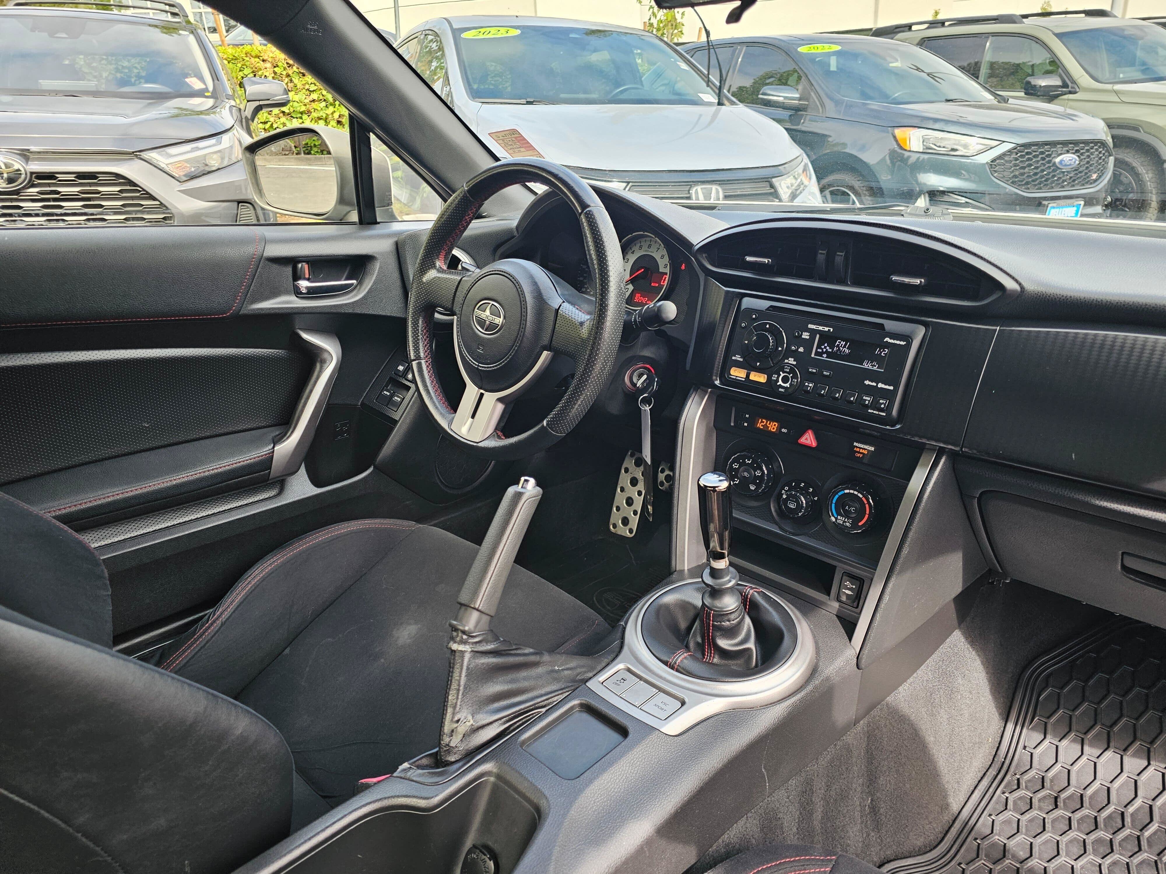 Used 2013 Scion FR-S RWD image 11