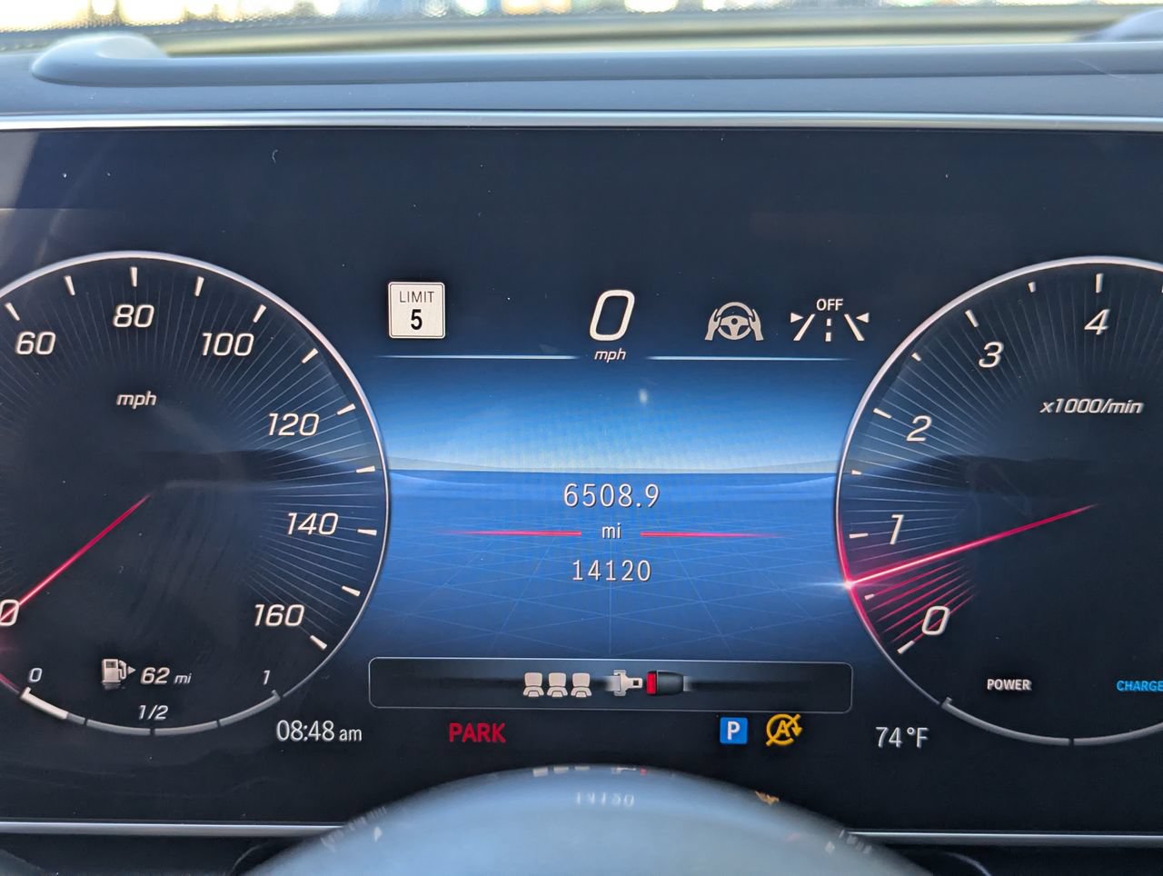Used 2024 Mercedes-Benz GLC 300 4MATIC image 31