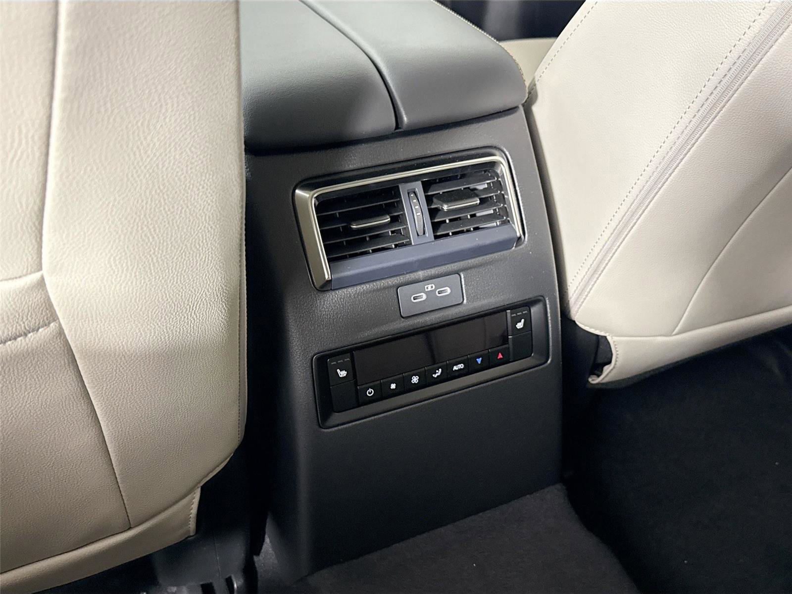 New 2026 MAZDA CX-70 SC AWD/4WD image 34