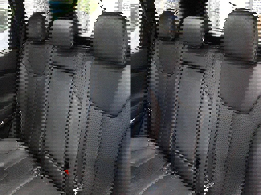 Used 2022 Hyundai Santa Fe Limited image 12