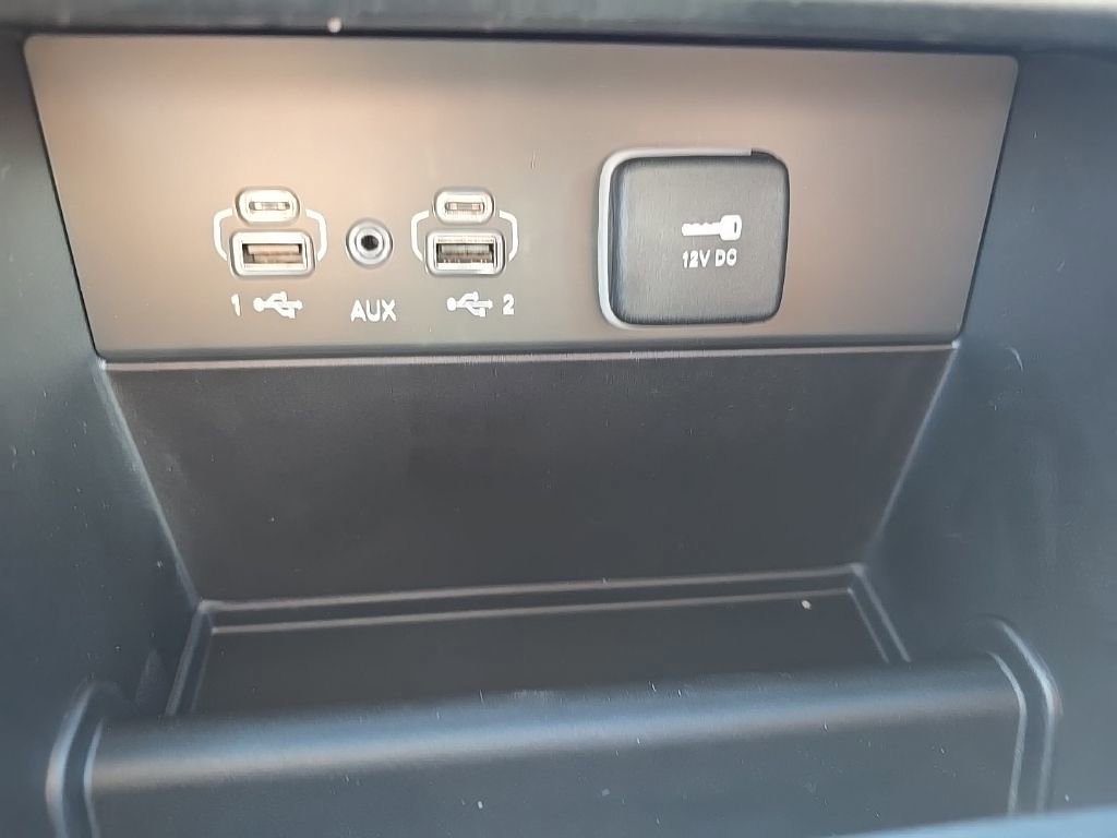 New 2025 Jeep Grand Cherokee Limited w/ Black Appearance Package AWD/4WD image 37