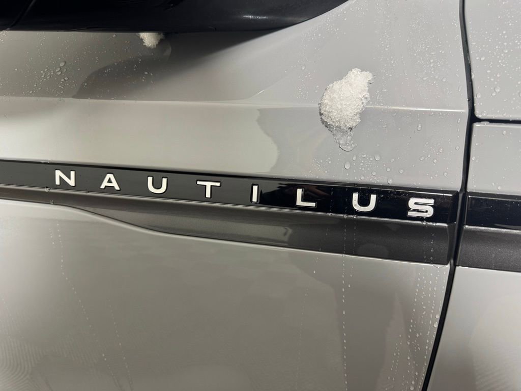 New 2026 Lincoln Nautilus Premier w/ Equipment Group 102A AWD/4WD image 12