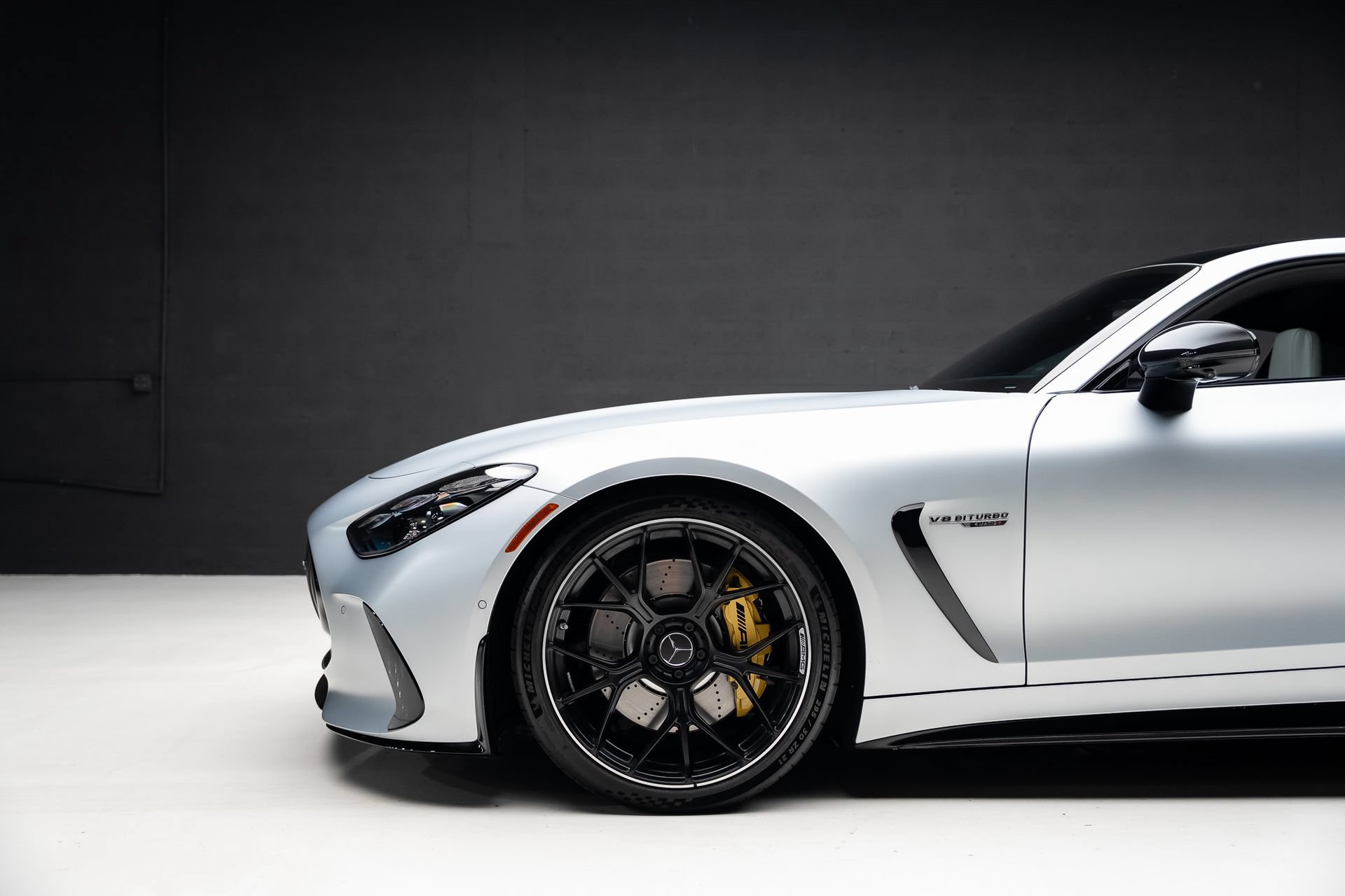 Used 2025 Mercedes-Benz AMG GT 63 image 20