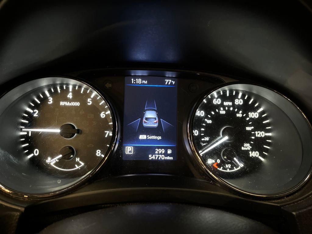 Used 2021 Nissan Rogue Sport SV image 15