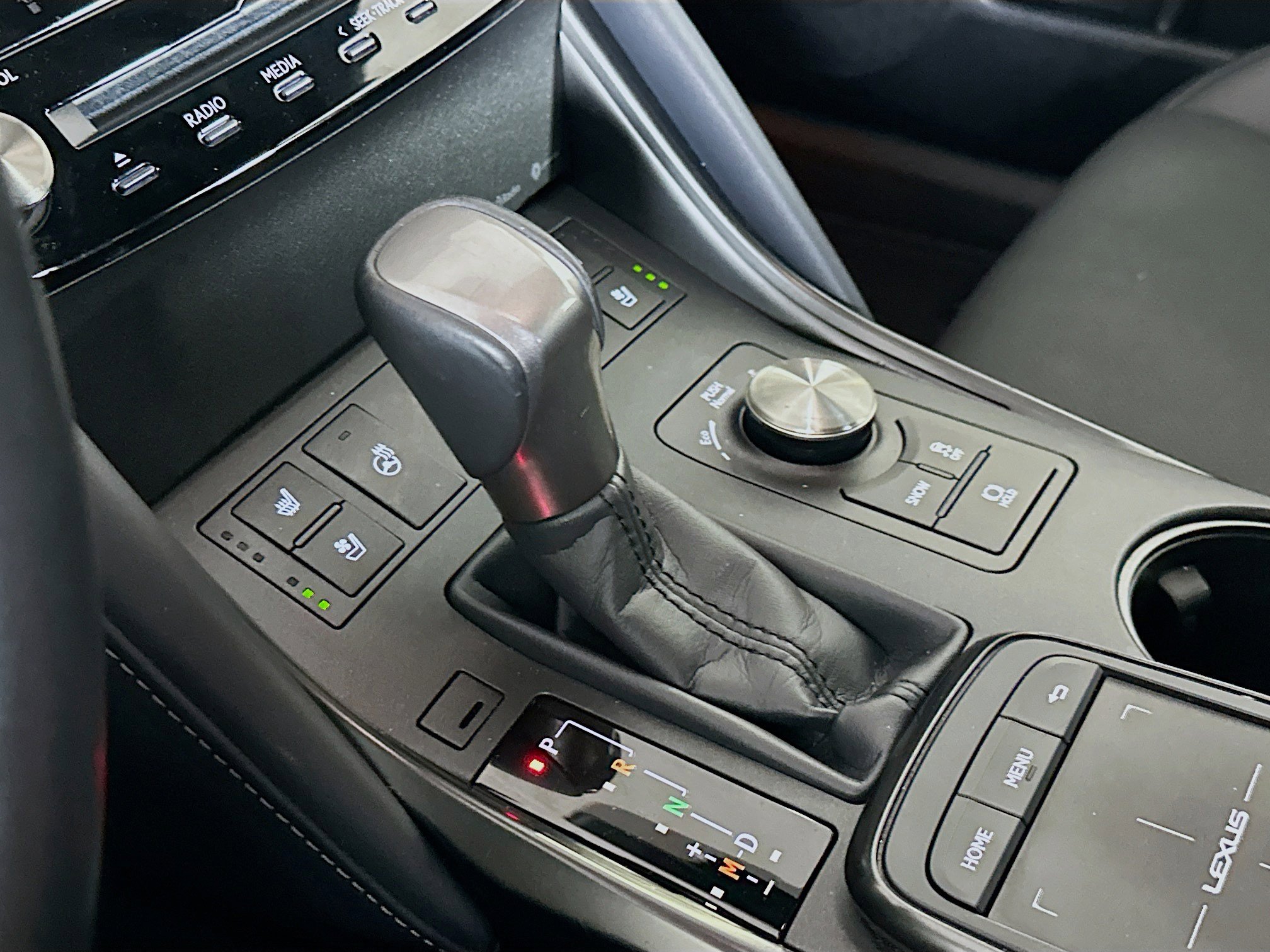 Used 2025 Lexus IS 300 w/ Premium Package image 24