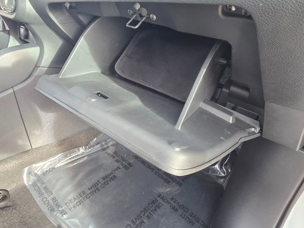 Used 2024 Nissan Versa SV w/ Trunk Package image 31