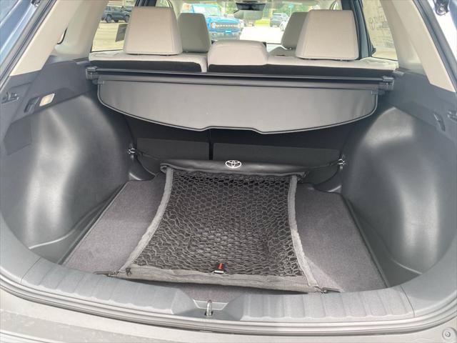 Certified 2026 Toyota Corolla Cross LE w/ Moonroof Package FWD image 32