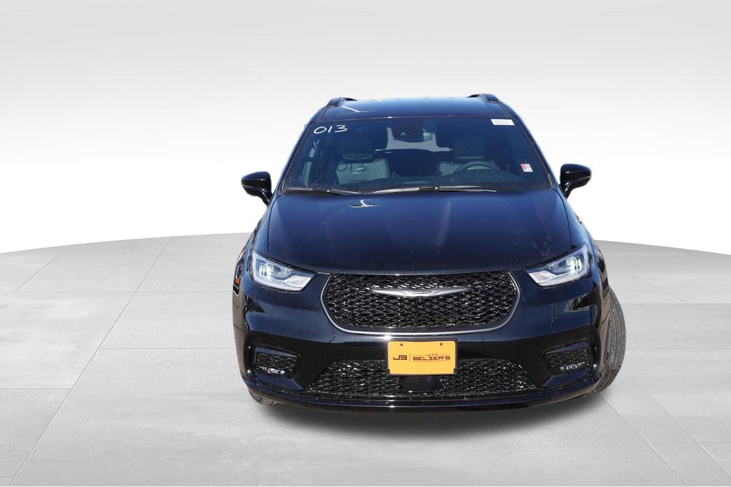 New 2026 Chrysler Pacifica Select w/ S Appearance Package image 9