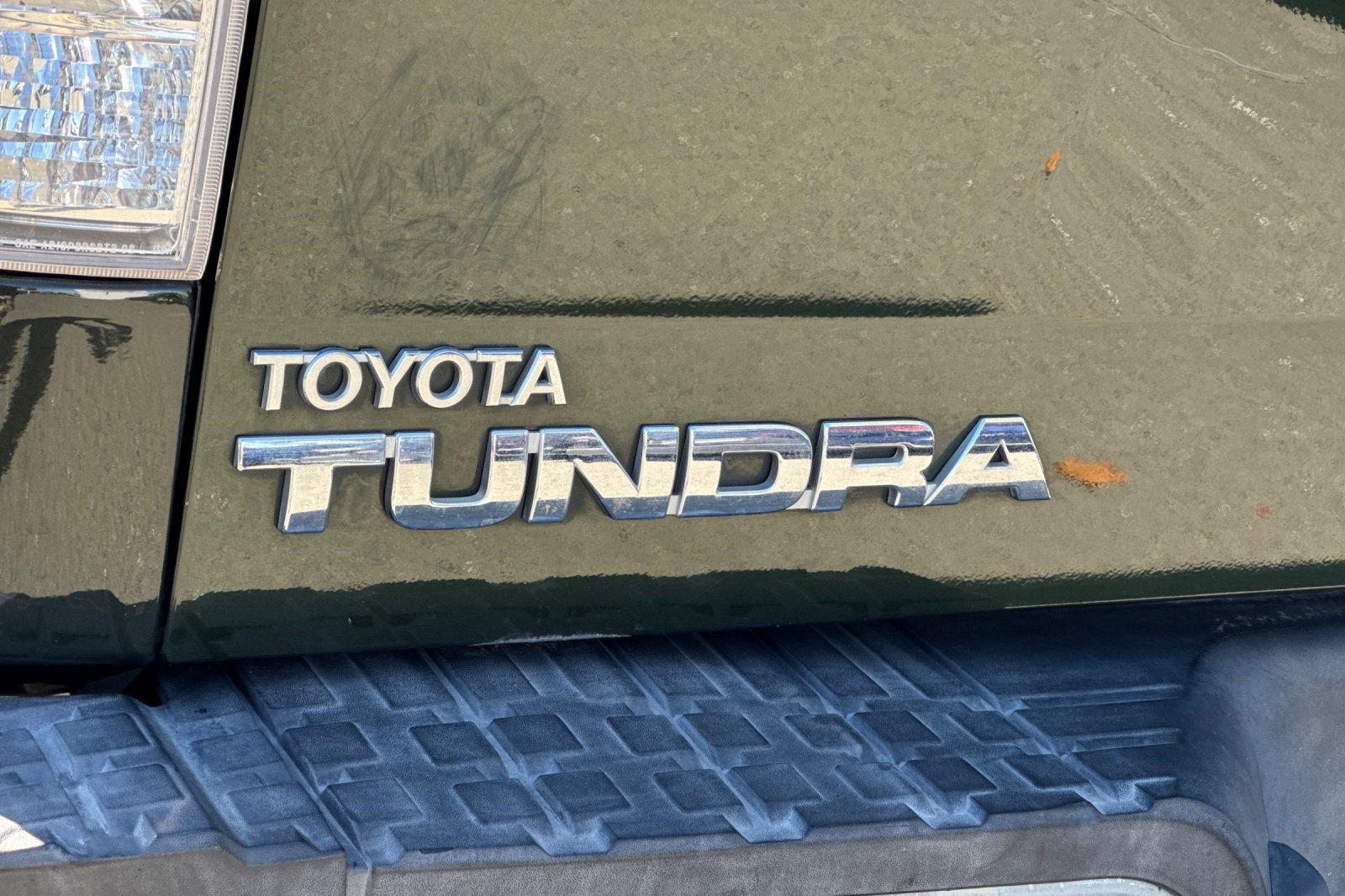 Used 2013 Toyota Tundra 2WD CrewMax w/ Tow Pkg image 26